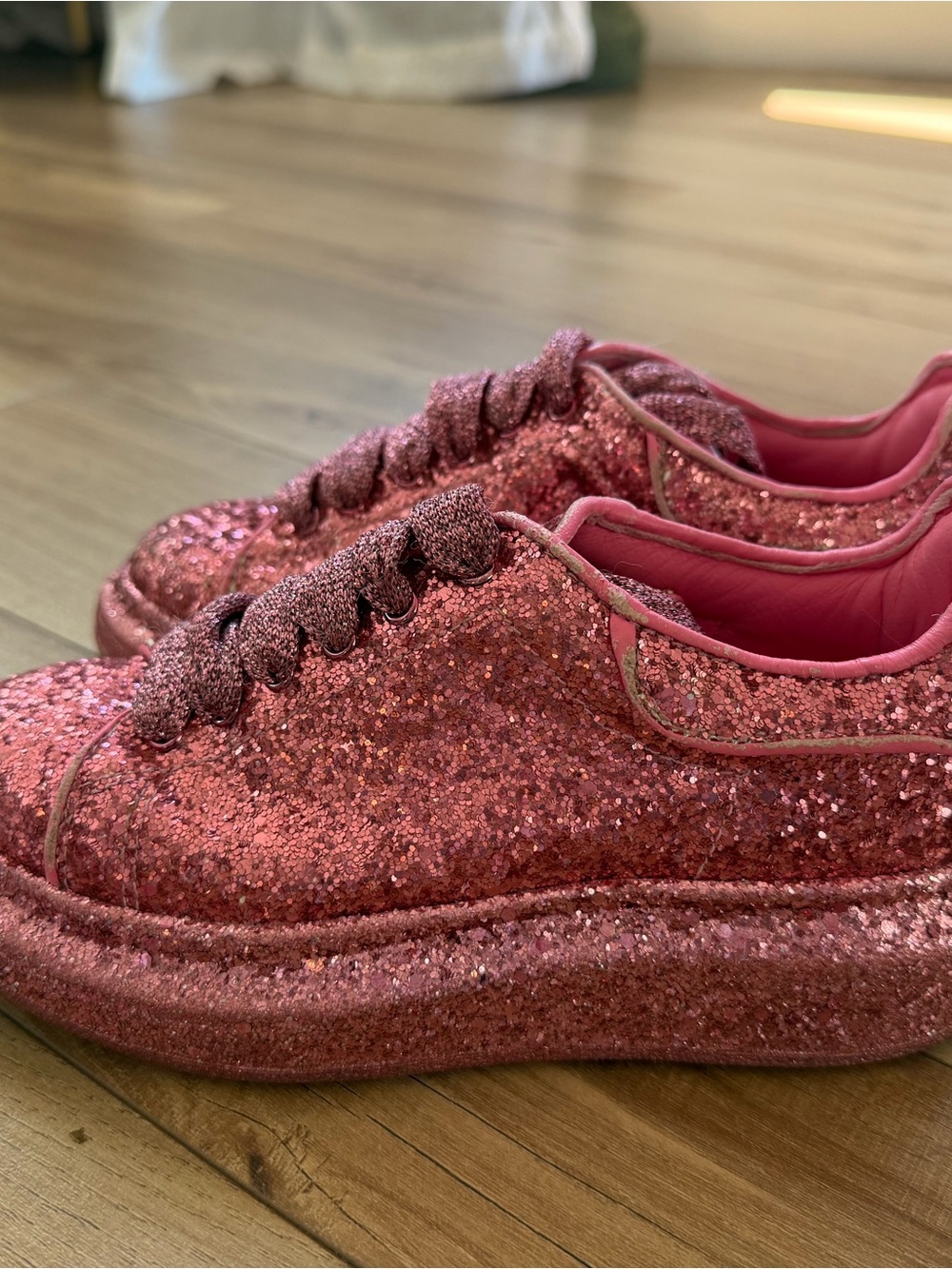 Kids Alexander McQueen Glitter Low-Top Sneakers in Pink
